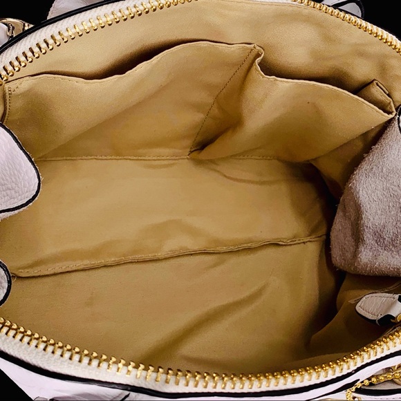 SOLD - COACH WHITE BLEECKER MINI PRESTON SATCHEL - Picture 9 of 10